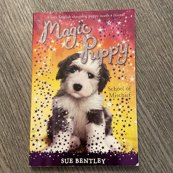4 Puppy books - Picture 8 of 14
